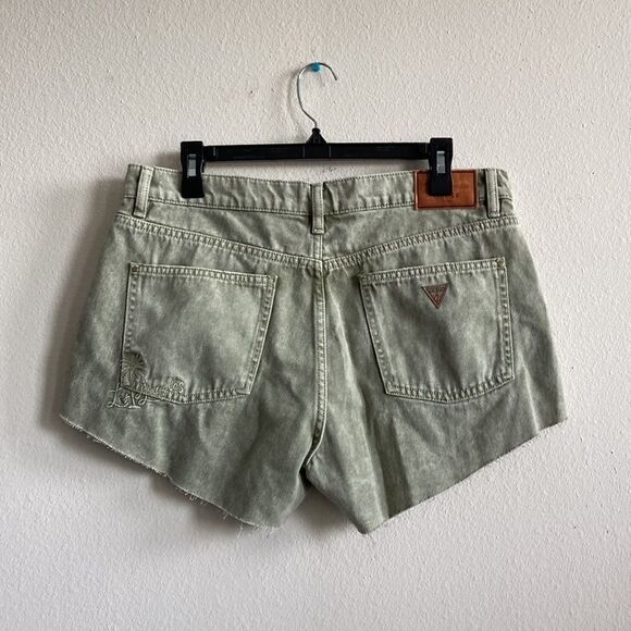 Guess Marino Shorts NWT Sz 31 Verve green - Picture 10 of 12